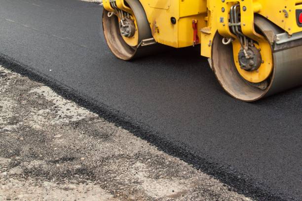 Best Asphalt Driveway Installation  in West Babylon, NY